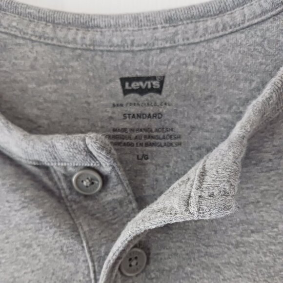 Levi's Men's Long Sleeve Pullover T-shirt Henley Layering Sport Size Large Grey - Picture 1 of 9